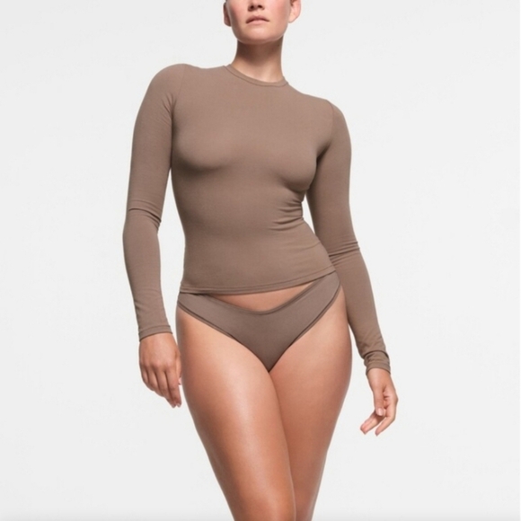 Skims Cotton Jersey Long Sleeve T SHIRT Top Truffle Brown SHIRT XSmall NWT - Picture 1 of 6